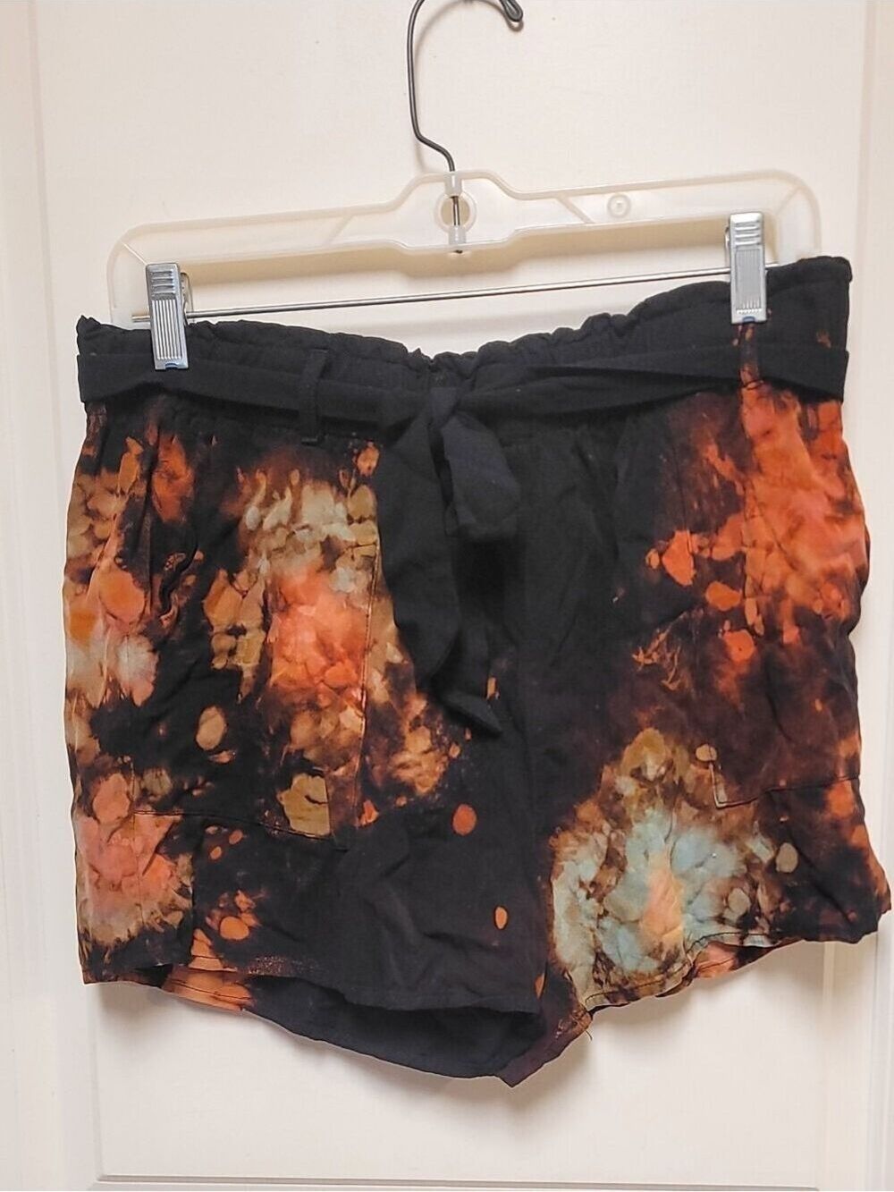 Shinestar Black/Multicolored Tie-Dye Tie Waist Shorts XL